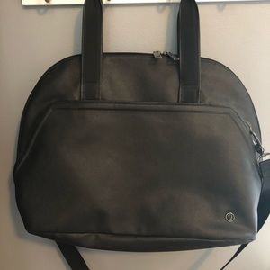 Lululemon tote and laptop bag